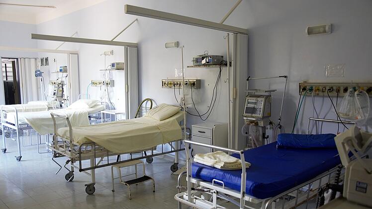 Krankenhaus, Krankenzimmer, Klinik, Bett