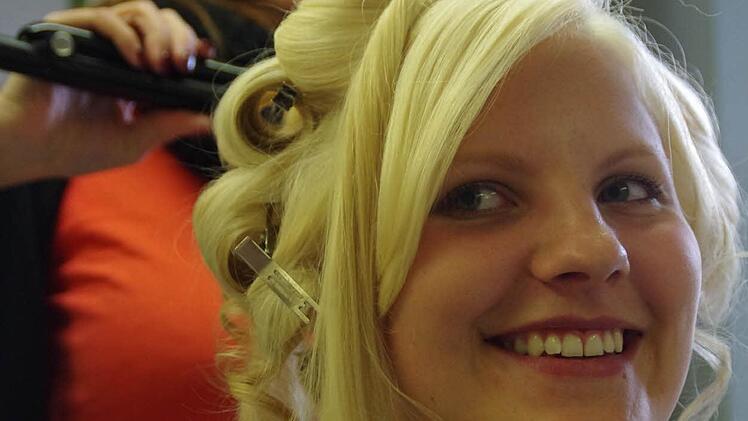 Friseurtermin für das Kronacher Christkind. Foto: Marco Meißner