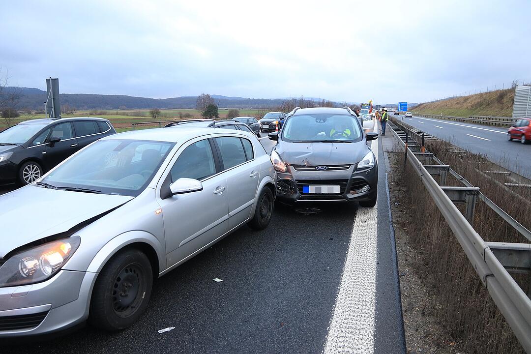 Massenunfall auf der A73 Höhe Breitengüssbach