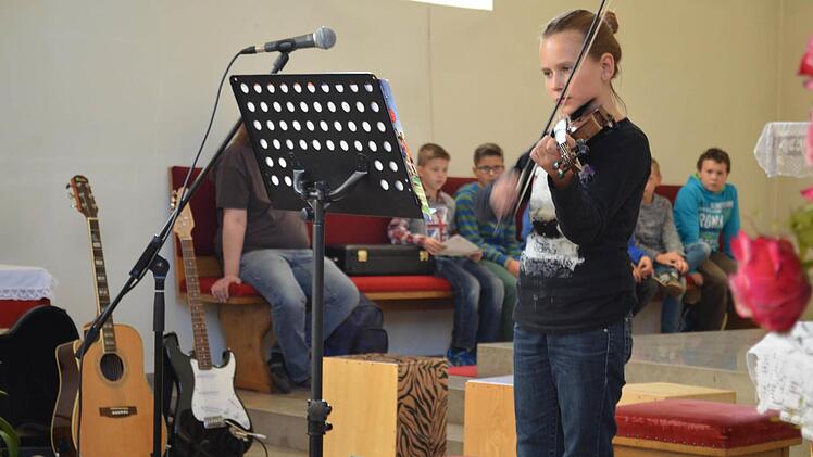 Die Musikschüler hatten seit den Sommerferien geübt. Foto: Larissa Händel