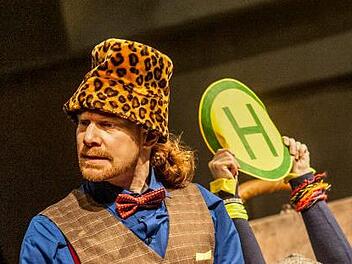 Ende April spielte Chapeau Claque mit "Schnickschnack & Schnuck" das letzte Stück in der Alten Seilerei. Dieser Veranstaltungsort fehlt nun freien Theatergruppen und Künstlern . Foto: Chapeau Claque