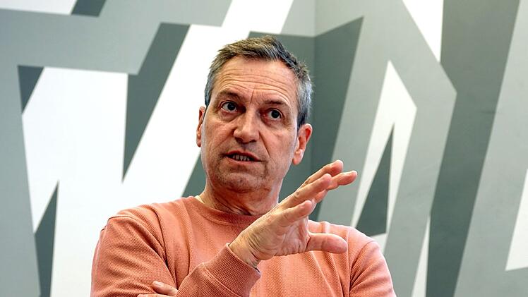 Nach Aussage &uuml;ber Frauenmorde: Dieter Nuhr wehrt sich gegen Kritik