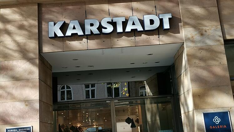 Karstadt Bayreuth gerettet: Filiale muss doch nicht schließen - "Kämpfen hat sich gelohnt"