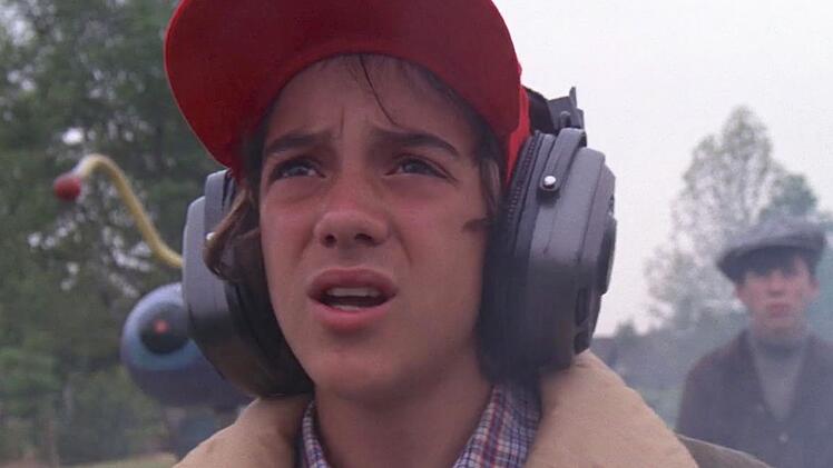 Er kann nur ungl&auml;ubig &uuml;ber die F&auml;higkeiten des Au&szlig;erirdischen E.T. staunen: Greg (K.C. Martel) ist einer der besten Freunde von Hauptfigur Elliott.