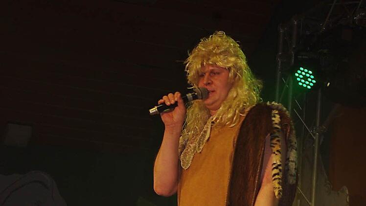 Präsident Michael Bänsch führte durch die Büttenabende. Foto: Heike Schülein