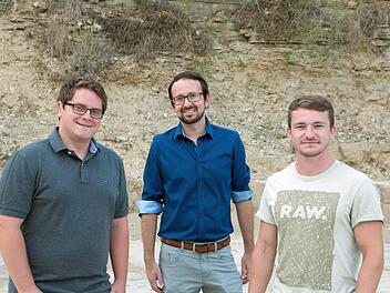 Die zwei Ideengeber für den Muschelgrund und der Organisator für "La Cantera”: Johannes Hümpfner, Bastian Steinbach und Felix Beck. Foto: Brigitte Chellouche