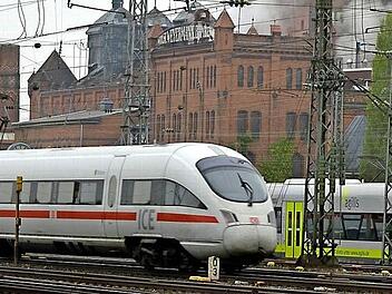 Das Tauziehen zwischen Bahn und Stadt Bamberg steuert einem ersten Höhepunkt entgegen. 2017 soll die Trassenentscheidung fallen.  Foto: Ronald Rinklef
