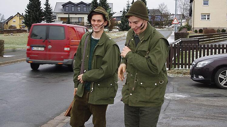 Die beiden Jäger Manuel und Lukas
