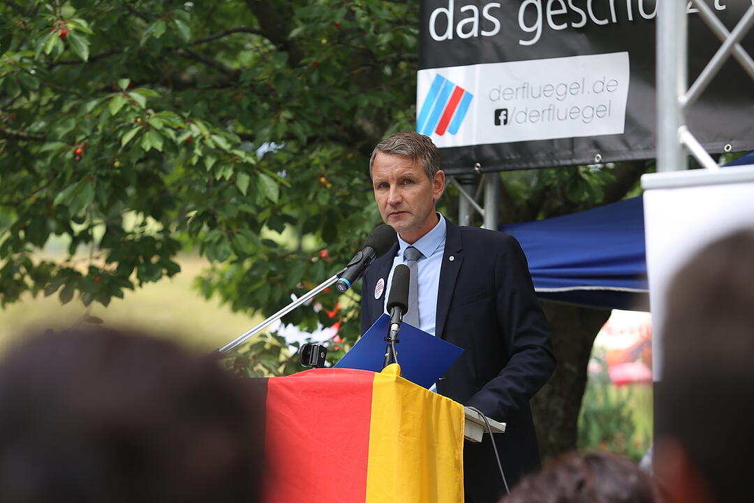 Höcke demonstriert in Mödlareuth im Landkreis Hof