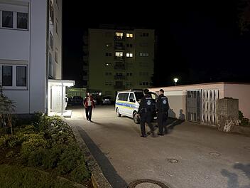 Polizeieinsatz nach Betrugsfall: USK st&uuml;rmt Geb&auml;ude