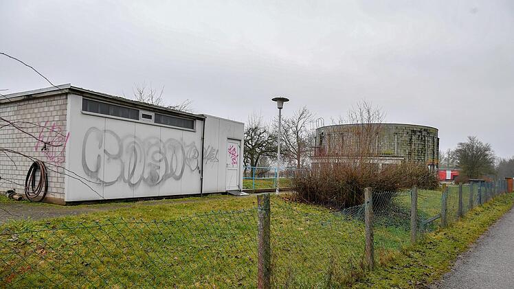 Teile der Spray-Aktion rund um die Kemmerner KläranlageFoto: Ronald Rinklef