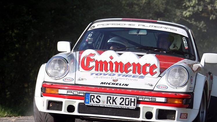 Der Porsche 911 Carrera mit Rudi Küfner und Karl-Peter Gries war ein echter Hingucker.Karlheinz Franz