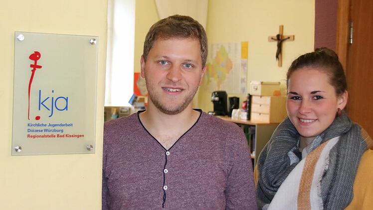 Nach Jahren der Vakanz endlich wieder ein neues Team in der Regionalstelle: Regionaljugendseelsorger Roland Pietryga und Jugendreferentin Katharina Balfer wollen die Jugendarbeit in Pfarreien und Verbänden fördern. Foto: Ralf Ruppert
