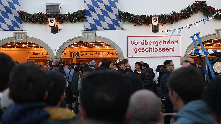 Münchner Oktoberfest überfüllt