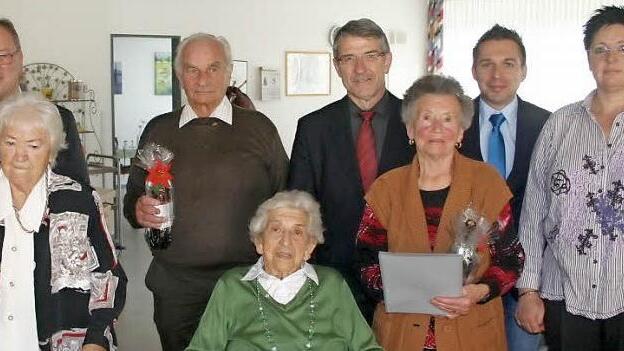 Hochkarätige Ehrungen sprach die Rödentaler Awo für Mitglieder mit mehr als 50 Jahren Treue zum Ortsverein Rödental aus.