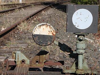 Die Weichen gestellt? Immer wieder verzögert sich die Entscheidung über die Zukunft der Sinntalbahn. Symbolbild: Symbolbild: Ulrike Müller