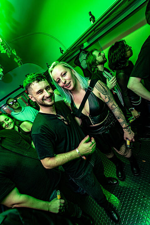 Die beste Party im Zug!