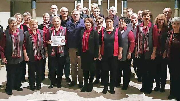 Der Gesangverein Hohenpölz spendete den Erlös des Konzerts an den Missionsverein.