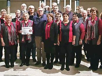 Der Gesangverein Hohenpölz spendete den Erlös des Konzerts an den Missionsverein.