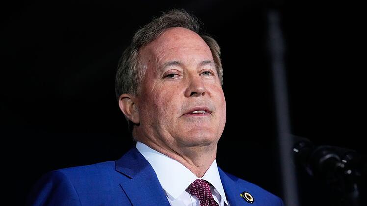 Ken Paxton
