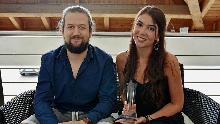 Kim Hertinger aus Wonfurt hat für ihren Film "Meer bei Nacht" bei den Independent Shorts Awards in Hollywood den Award des Jahres 2018/19 für die beste weibliche Regie gewonnen. Die Filmmusik hat Jonas Göbel aus Wonfurt komponiert und eingespielt. Er gewann den Platinaward für die beste Filmmusik des Monats im Dezember 2018. Foto: Ulrike Langer