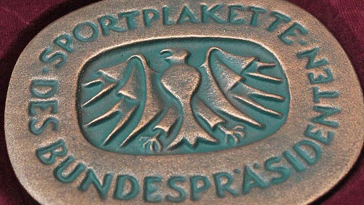 Diese Plakette wurde überreicht. Foto: Markus Häggberg