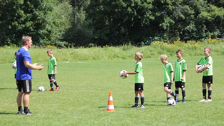 Weitere Eindrücke von der Ferien-Fußballschule in Kronach