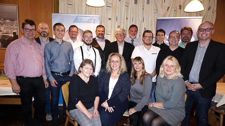 Matthias Düthorn (r.) mit seinem Team. Es fehlen Simon Ort und Oliver Brehm.     Foto: Richard Sänger