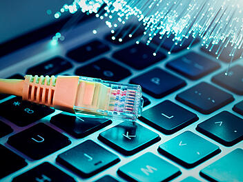 Glasfaser, Internet, WLAN, Verbraucherzentrale, Netz, Verbindung
