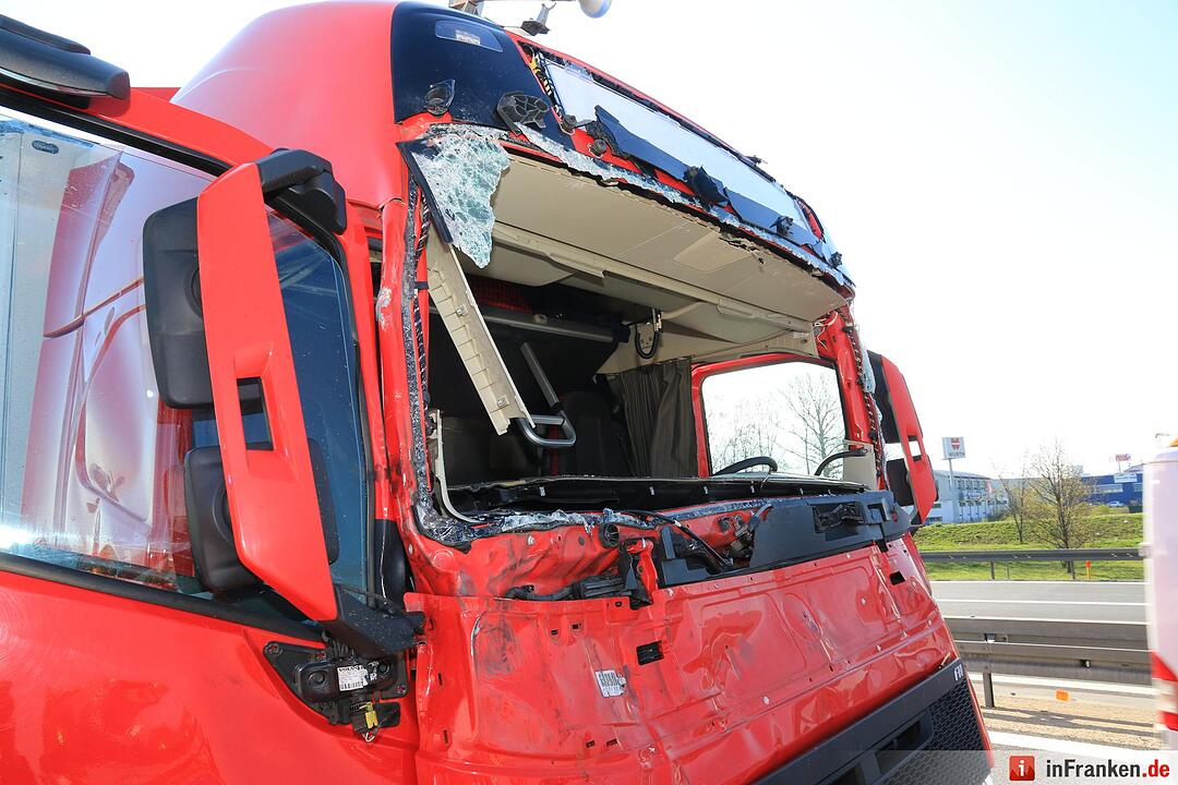Bamberg-Hafen: Lkw-Unfall auf der A70