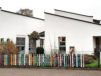 Für die Grundschule Sand sowie die Kindergärten Sankt Martin (Foto) und Sankt Nikolaus sollen Raumluftgeräte zur Filterung gegen Covid-19-Viren und Kohlendioxid-Sensoren beschafft werden. Darauf verständigte sich der Gemeinderat in seiner Sitzung in dieser Woche. Wie viele Geräte exakt aufgestellt werden, wird noch entschieden. Foto: Christian Licha
