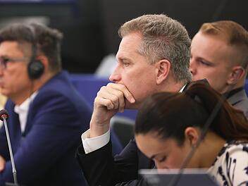 Sitzung Europäisches Parlament - Wahl Kommissionspräsidentin