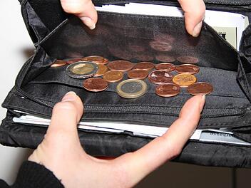 Ein- und Zwei-Cent-Münzen sollen aus dem Portmonaie verbannt werden.  Foto: Jennifer Hauser