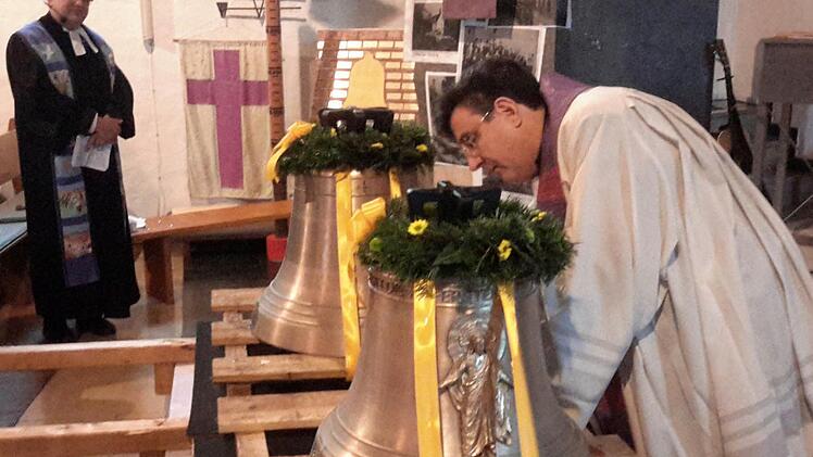 Impressionen vom Tag der Glockenweihe. Foto: Rolf Pralle