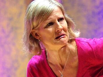 Vera Deckers mit ihrem Programm "Wenn die Narzissten wieder blühen" im Rossini-Saal. Klaus Werner
