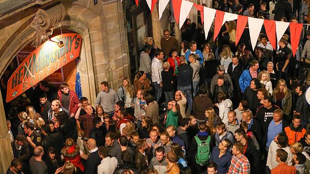 Das typische Sandkerwa-Gedränge, dass beim Sicherheitskonzept eine große Rolle spielt Foto: RiegerPress