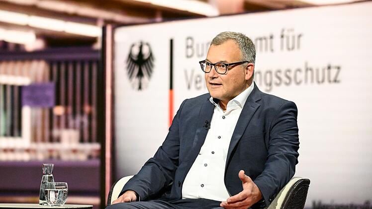 Journalist Sascha Adamek warnte am Dienstagabend, dass die Muslimbr&uuml;derschaft bereits Parteien wie die SPD und Gr&uuml;ne  "infiltriert" habe.