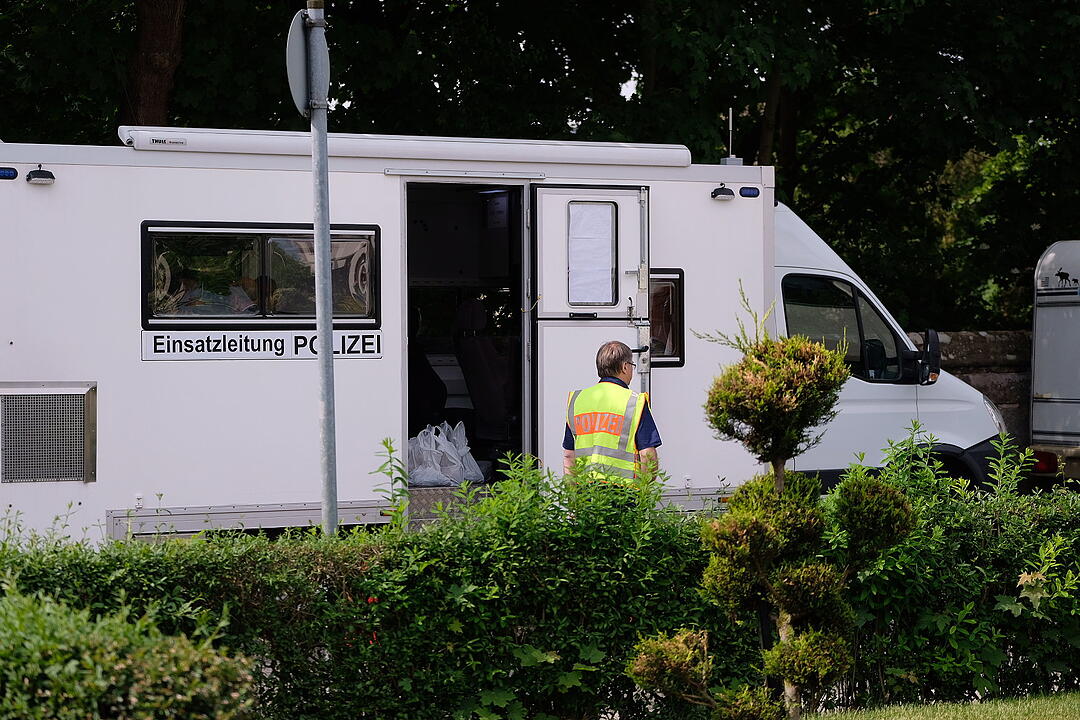 Postbotin Heidi D. seit 2013 verschwunden: Polizei durchsucht mit Leichenspürhunden ihr Haus