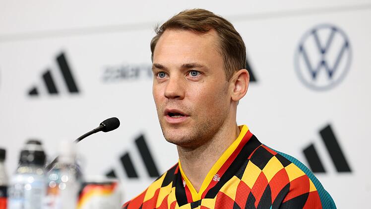 Manuel Neuer w&uuml;rde sich freuen, wenn seine Familie ihn w&auml;hrend der WM in den USA besuchen w&uuml;rde.