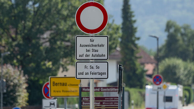 Durchfahrtsverbote f&uuml;r Ausweichverkehr bei Stau