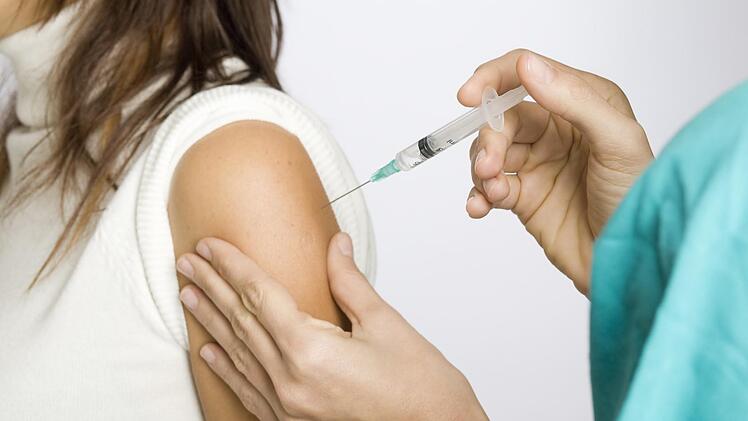 Das Impfen gegen das Coronavirus geht im Landkreis Kulmbach gut voran.