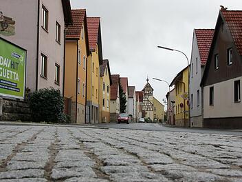 Weitere drei Jahre läuft die Förderung für leerstehende Häuser im Ortskern Nüdlingen und Haard.