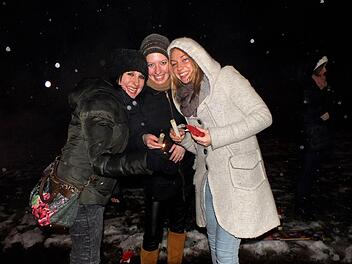 Jessica, Luisa und Eva ließen es in Sand richtig krachen