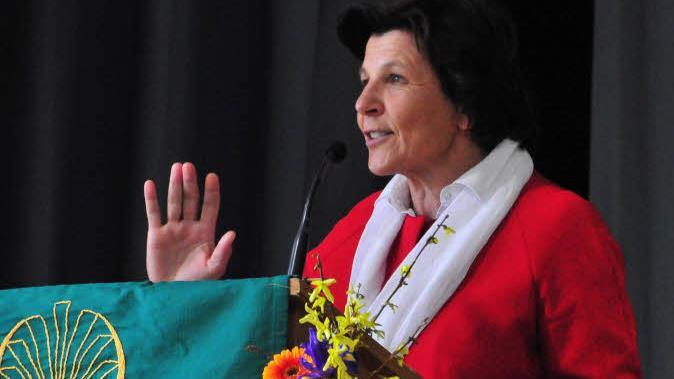 Maria Hochgruber Künzer, Landtagsabgeordnete und ehemalige Landesbäuerin von Südtirol aus Bozen, bei ihrer Rede zum Landfrauentag in Stadtsteinach. Foto: Stephan Herbert Fuchs