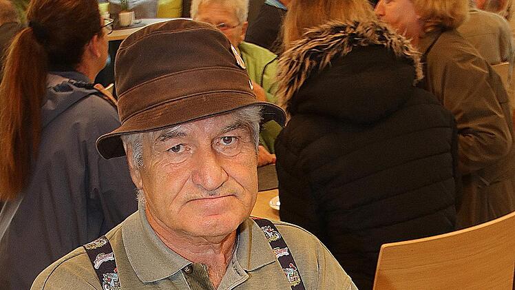 Udo Brandner macht seit 20 Jahren Urlaub in der Rhön, denn er schätzt die Ruhe und das gute Essen. Foto: Dieter Britz