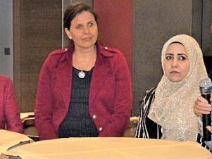 Podiumsgespräch mit v. l. MdL Gudrun Brendel-Fischer, Schulrätin Kerstin Zapf, Mezkin Hussein und Elsbeth Oberhammer  Foto: Werner Reißaus