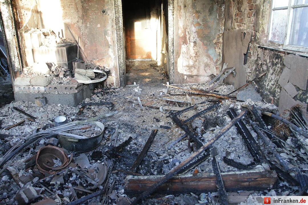 Ehemaliges Zollhaus in Nürnberg abgebrannt