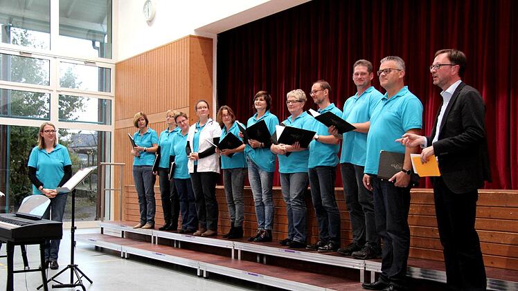 Das Vokalensemble Voicegarden mit Gerald FinkRichard Sänger