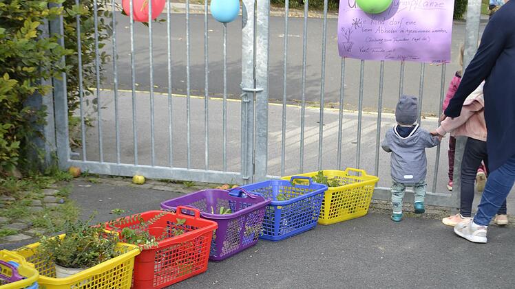 Deko in der kita Foto: Katharina W&ouml;ltche