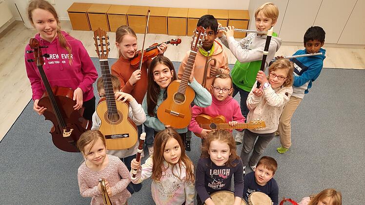 Kitzingen: "Tag der offenen T&uuml;r" in Musikschule - Instrumente ausprobieren und Stimme testen